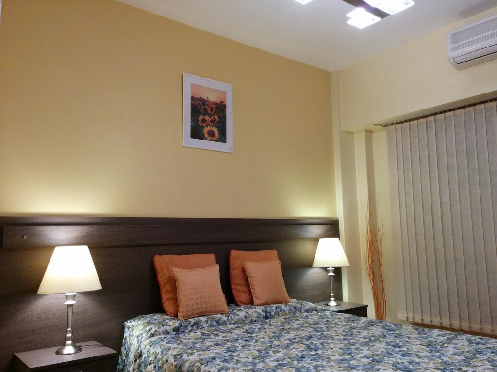 Apartamento Edificio Crucero Buenos Aires Eksteriør billede